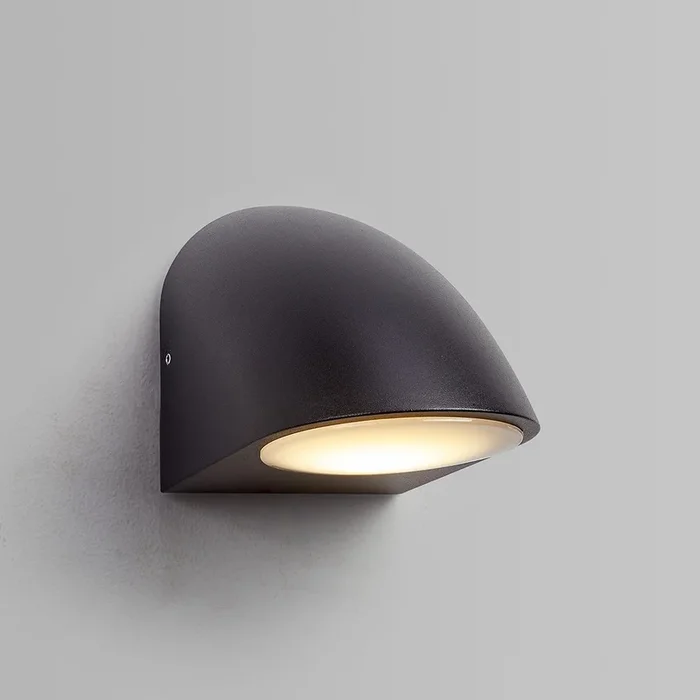 Hamill IP54 Small Wall Light EM0879