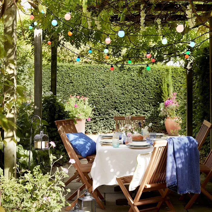 Pro Connect 120m 240 Multi Coloured Connectable Festoon Lights Black Cable