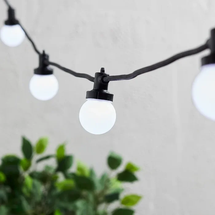 Pro Connect 120m 240 White Connectable Festoon Lights Black Cable